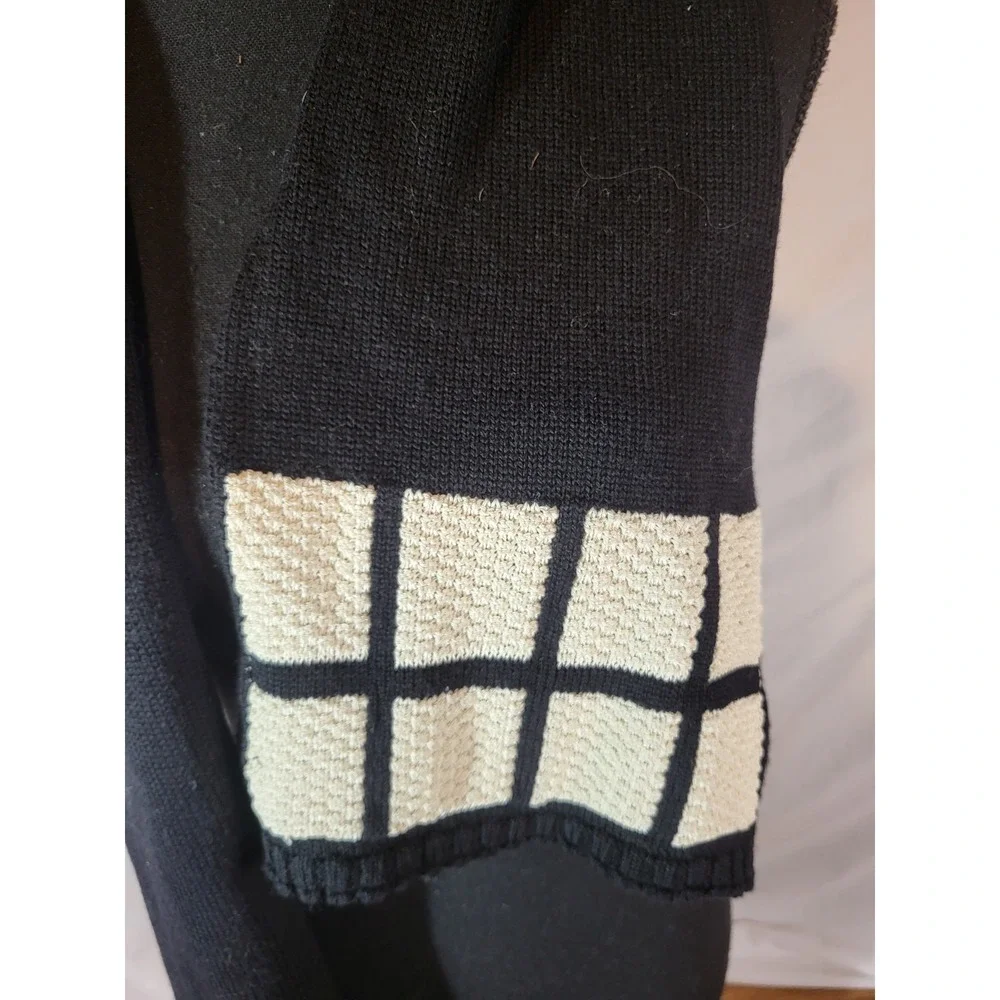 AUTHENTIC made In Italy,‎ Emporio Armani Scarf, Excellent Condition!